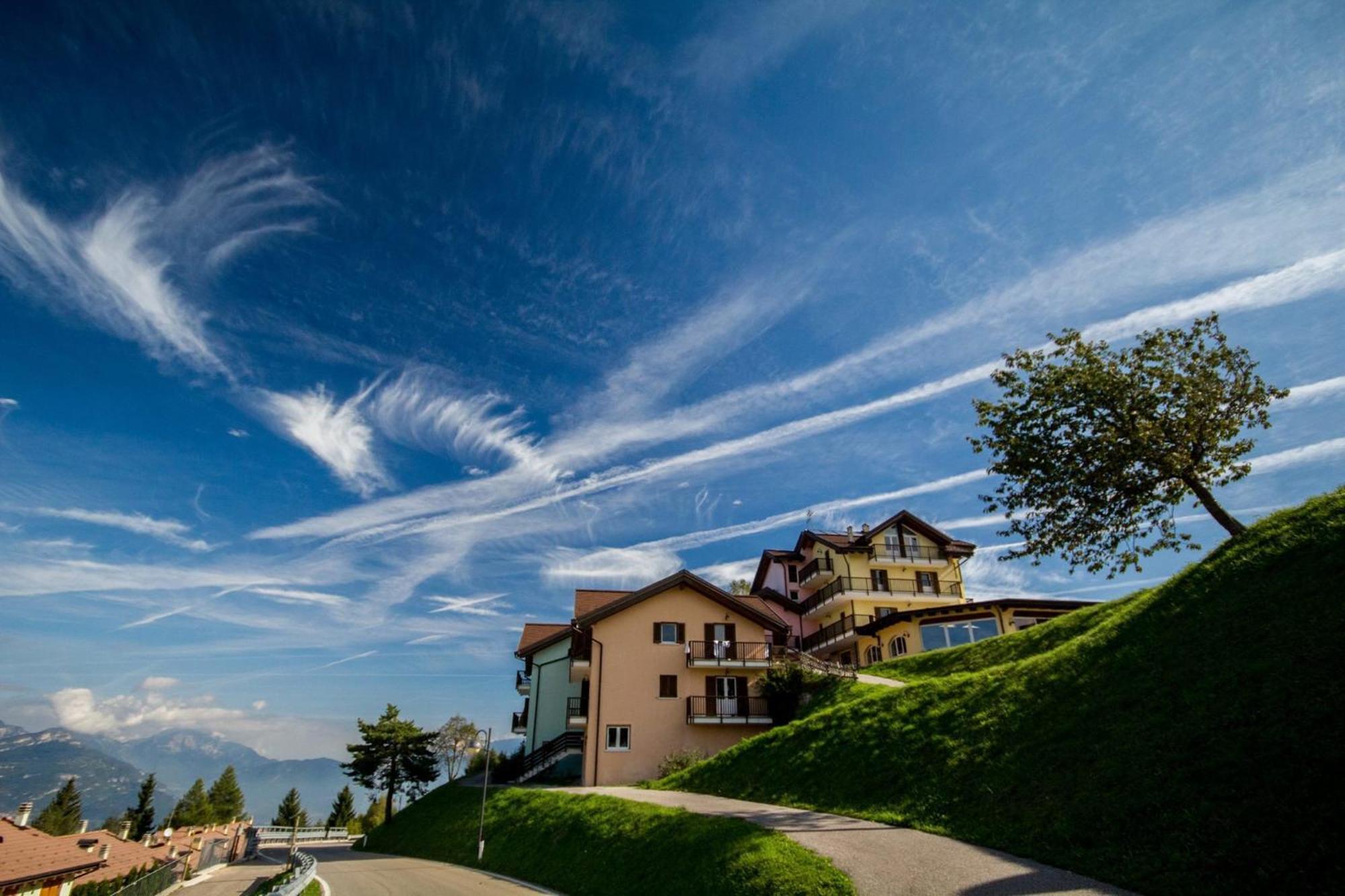 Hotel Residence Bellavista Brentonico Δωμάτιο φωτογραφία